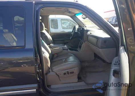 2003 Chevrolet Suburban 1500 Lt from USA, damaged, VIN 3GNFK16ZX3G249042